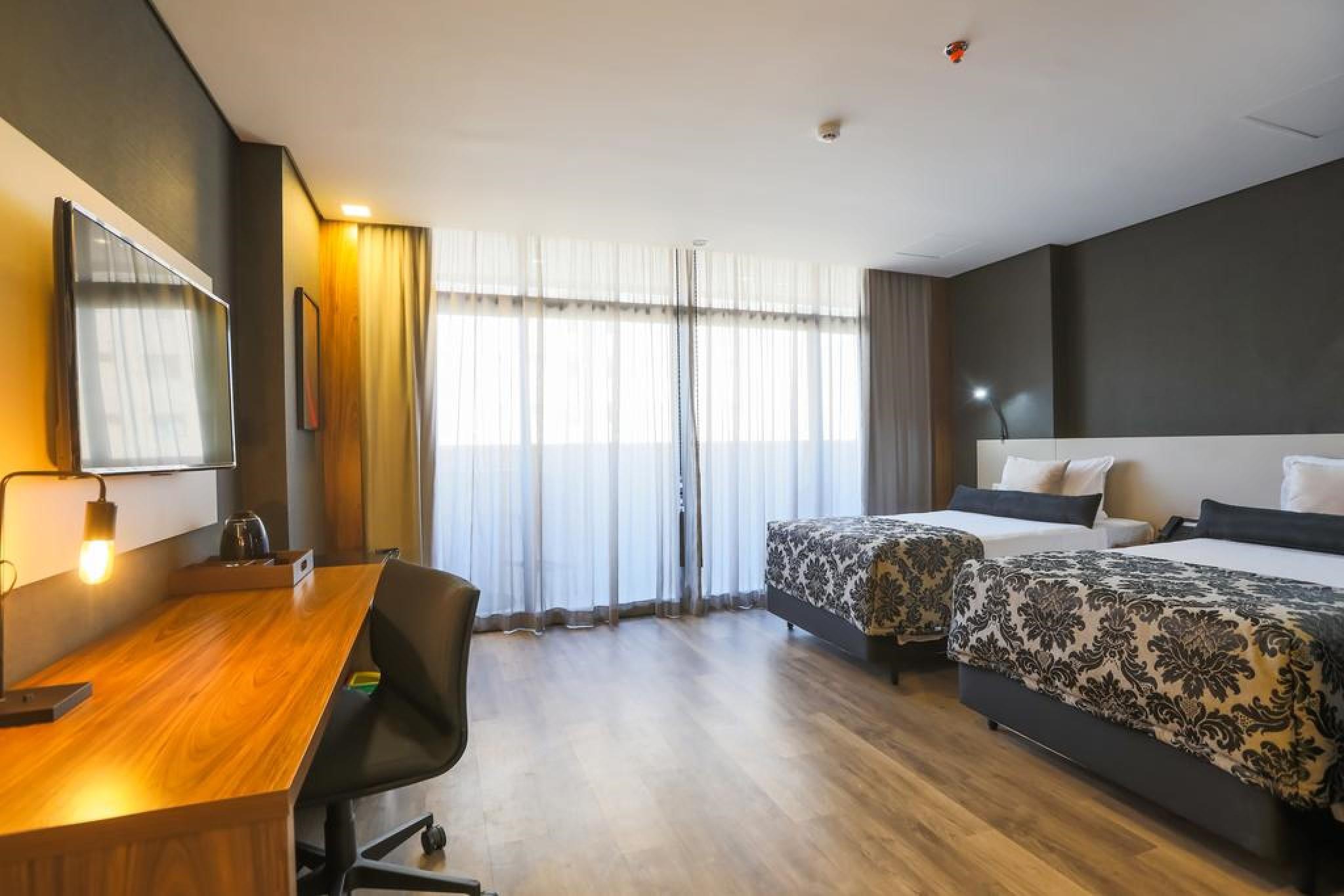 Ramada Hotel & Suites אוססקו מראה חיצוני תמונה